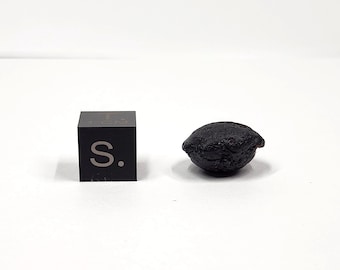 Australite Tektite, South Australia: 1.92 gram Australasian Impact- Core Shape- D9