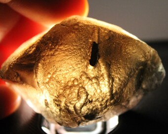 38 Grams or 190 Carat Agni Manitite- 'Agni Mani' Translucent Psuedotektite- from Java Indonesia- Beautiful Specimens- D2
