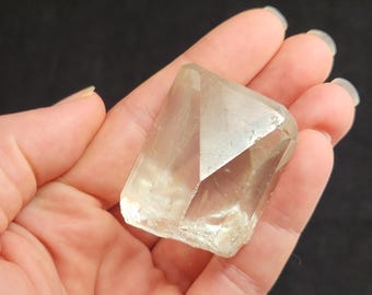 Large Topaz Crystal from Klein Spitzkopje Namibia- 4 cm or 1.6 inch long Stands on End, Rainbows, Lustrous, Pale Blue