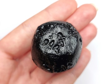 Tektite from Thailand 61.4 Grams- Thailandite, Indochinite- Top Quality, Glossy, Delicate Swirling Texture- TU6