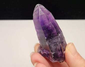 Natural Amethyst Crystal: 7.1cm long Tutu Cliffs Nigeria- Teacher Formation Purple Color- NA2