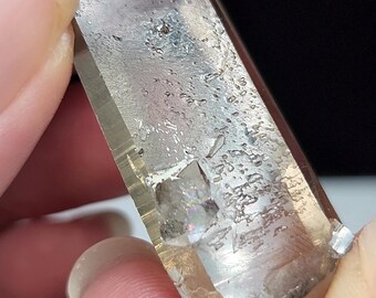 Natural Smokey Starbrary Quartz- 1.6in or 4.1cm long- Tomás Gonzaga, Curvelo, Brazil- Self Healed Plug DT, Rainbow Barnacle, 'Stardust'- B6