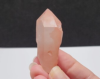 Red Blush Lemurian Quartz- 2.2 inch or 5.5 cm Long- Serra Do Cabral Mountains Brazil- Growth Interference Rainbow Manifestation- RO14