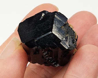 Black Tourmaline Crystal- Erongo Namibia- 3.5cm long, 44.4 gram- Geometric Partial Double Terminated, Lustrous- A5