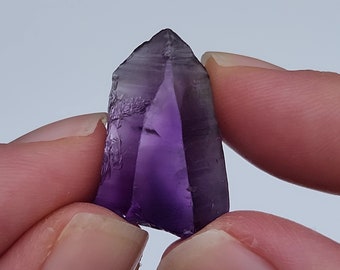 Natural Amethyst Crystal 2.5cm long- Cameroon, Africa- Terminated Point- Stands on End Perfectly, Facet Grade, Lemurian like Lines- AC2