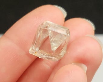 Topaz Crystal from Akwanga Nigeria- 1.3cm long 5.9gram- Optical Facet Grade, Stands on End, Etched Face- #8