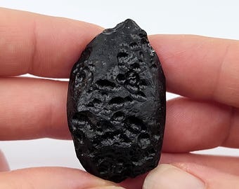 Indochinite Tektite- 21grams- Australasian Impact Event- Matte Luster, Oblong Drop Shape, Slightly Smooth Silk Feel, Palm Stone-I2