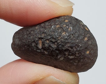 Cintamani Saffordite 8 Grams- "Cintamani Stone" Senora Desert Arizona, USA- Oblong Teardrop, Great Surface- Translucent- SH17