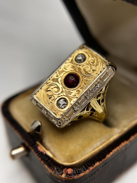 Antique cocktail ring with ruby and diamonds - image 9