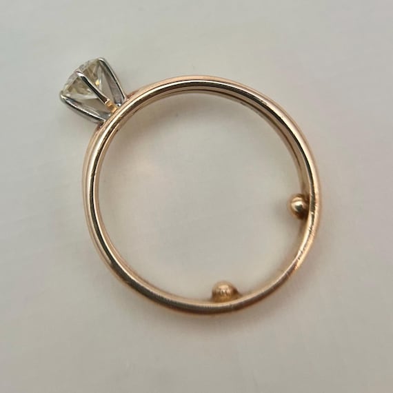 Vintage classically styled prong set solitaire wi… - image 4