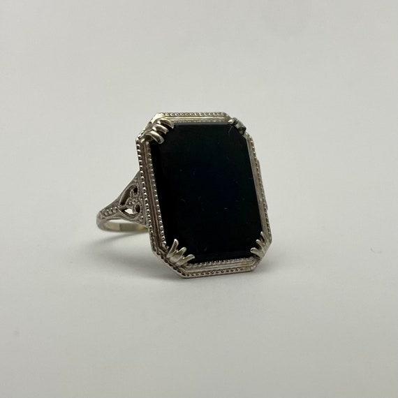 Antique Victorian Black Onyx Ring with Milgrain a… - image 3