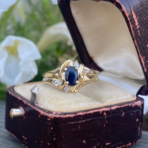 Vintage designer oval cut sapphire & diamond cocktail statement ring in 10K yellow gold