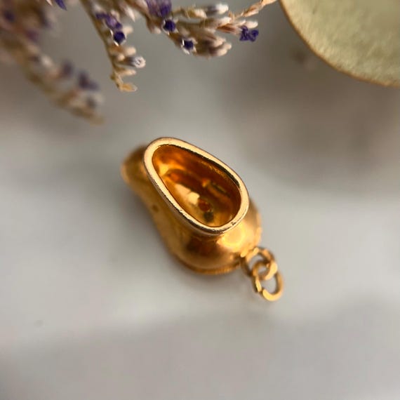 Vintage French golden bidet charm View 4