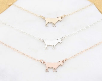 Collar de cabra de plata de ley: Delicado dije de animal de granja