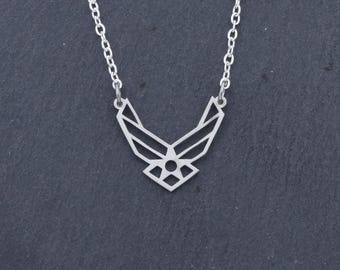 Collar de la Fuerza Aérea: Dije de acero inoxidable resistente al agua para esposa militar