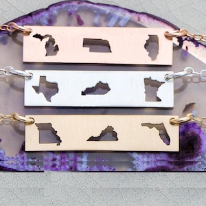 Cadeau de localisation pour une relation longue distance • Collier Trois amis 3 États • Collier carte personnalisé • Cadeau de déménagement de fin d'études