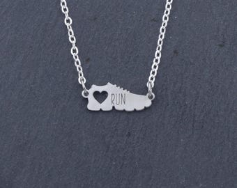 Collar personalizado con dije de zapatillas de running: acero inoxidable resistente al agua