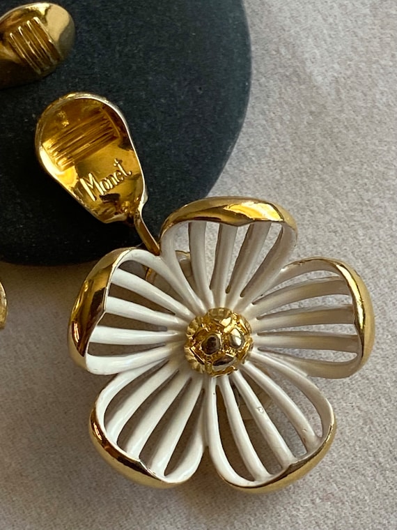 White and gold Monet brand flower earrings