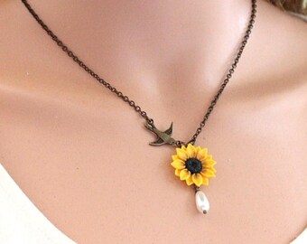 Sunflower Necklace, Sunflower Jewelry, Gifts, Yellow Sunflower Bridesmaid, Sunflower Flower Necklace, Bridal Flowers, Bridesmaid Necklace