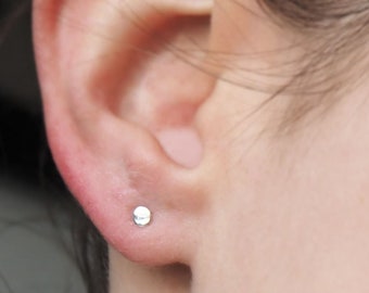 Winzige Punkt Ohrstecker in 925 Silber 3 mm Mini Dot Earstud