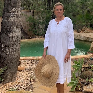 White cotton tunic from Ibiza, boho blouse ,white dress ,white beach wear , resortwear, yoga retreat clothing, plus size white embroidery