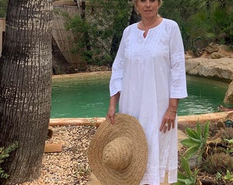 White cotton tunic from Ibiza, boho blouse ,white dress ,white beach wear , resortwear, yoga retreat clothing, plus size white embroidery