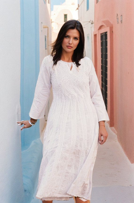 Witte Ibiza jurk met handborduurwerk. Middellange witte katoenen boho tuniek xxl witte boho jurk strandbruiloft kundalini yoga Etsy Nederland