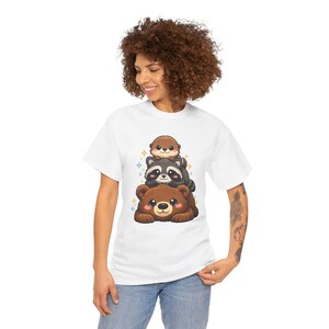 Maglietta con animali della foresta Kawaii impilati / Maglietta con orso, procione e lontra carini