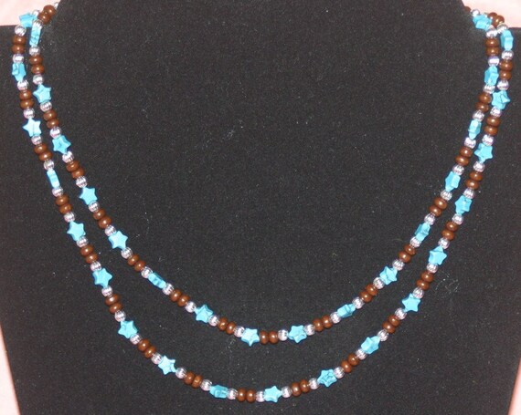 Seeing Stars Faux Imitation Turquoise Wood & Silver Beaded Necklace