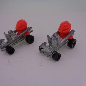 1972 Mattel Hot Wheels Zowees - Good Knight  miniature diecast - Set of 2