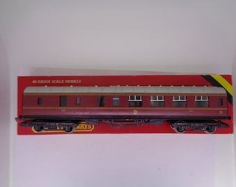 Hornby OO Gauge R434 LMS Coach 57&#39; Brake 3rd Corridor 5644 Maroon Boxed