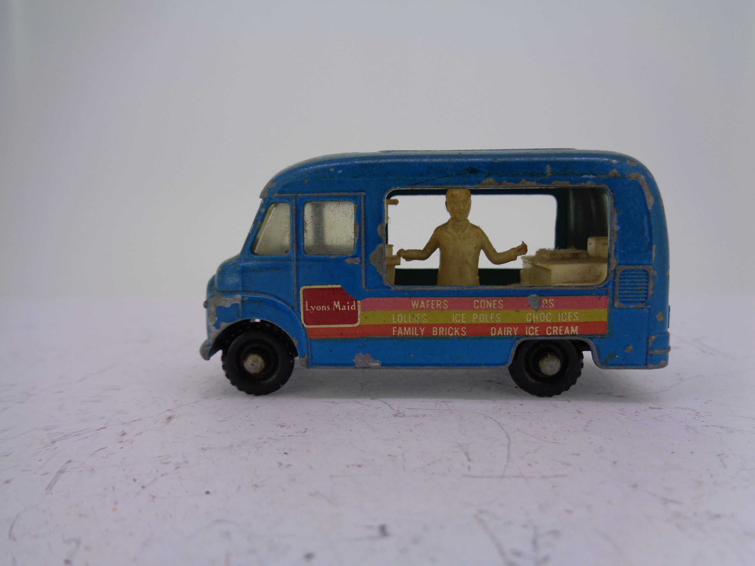 ミニカー　マッチボックス No.47 ICE CREAM SHOP Vintage Matchbox Lesney No.47 Commer Ice Cream Canteen | eBay