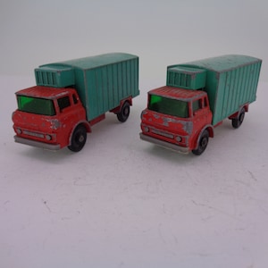 1960s Vintage Lesney Moko Matchbox No.44c Refrigerator truck - set of 2