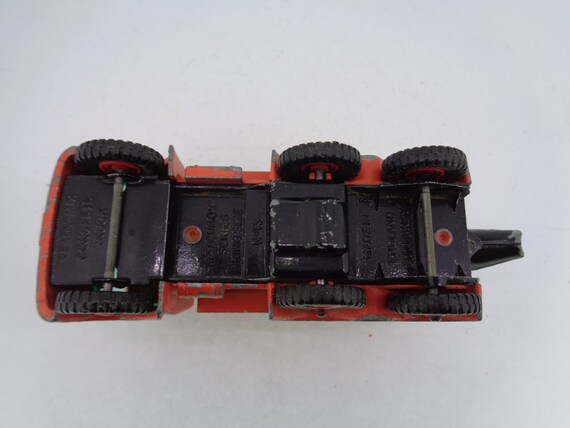 Vintage Lesney Matchbox King Size No.13 ERF Ready-mix
