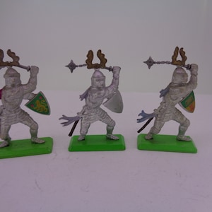 3x Vintage 1971 Britains ltd Medieval Knights Figur Kunststoff Made in England