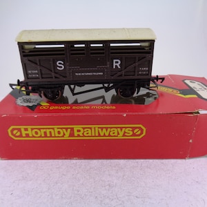 Vintage Hornby Railways OO Gauge R106 SR Sheep Wagon - Boxed