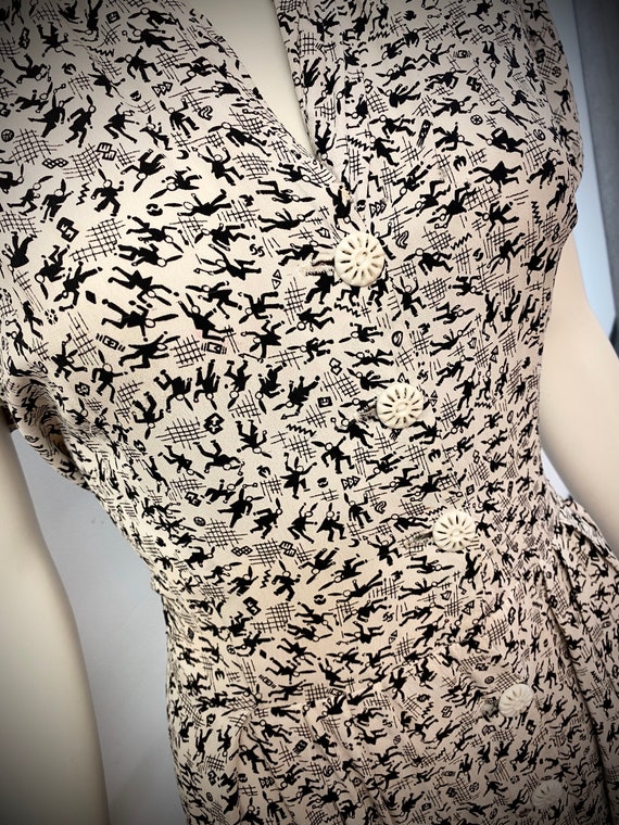 Vintage 1940s Novelty Print Dress - image 2