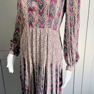 1940s Paisley Long sleeved Dress