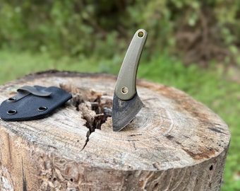 Small handmade belt knife