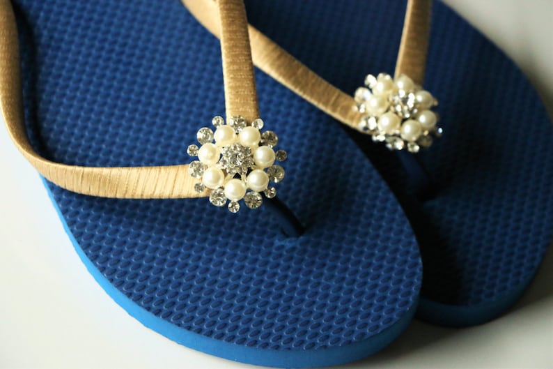 elegant flip flops wedding