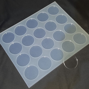 Round 45mm x 5mm 20 Cavity Food & Heat Safe Silicone Mould.  Dot, Circle Multi Cavity for Chocolate, Resin, Pendants, Jewellery. Crafts.
