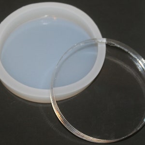 Round 11cm x 2cm Food & Heat Safe Silicone Mould.  Coaster, Disk, Circle for Resin, Soap, Jewellery, Crafts.