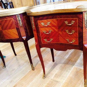 PAIR* Vintage Marquetry Tables in Bookmatched Mahogany & Exotic Woods, Gallery Edge Marble Tops, Brass Ormolu - Scottsdale Marketplace #198