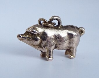 Vintage 9ct gold pig charm, solid Yellow Gold 10mm X 20mm Pig Pendant, Good Luck Pendant Charm, Lucky bride gift jewelry