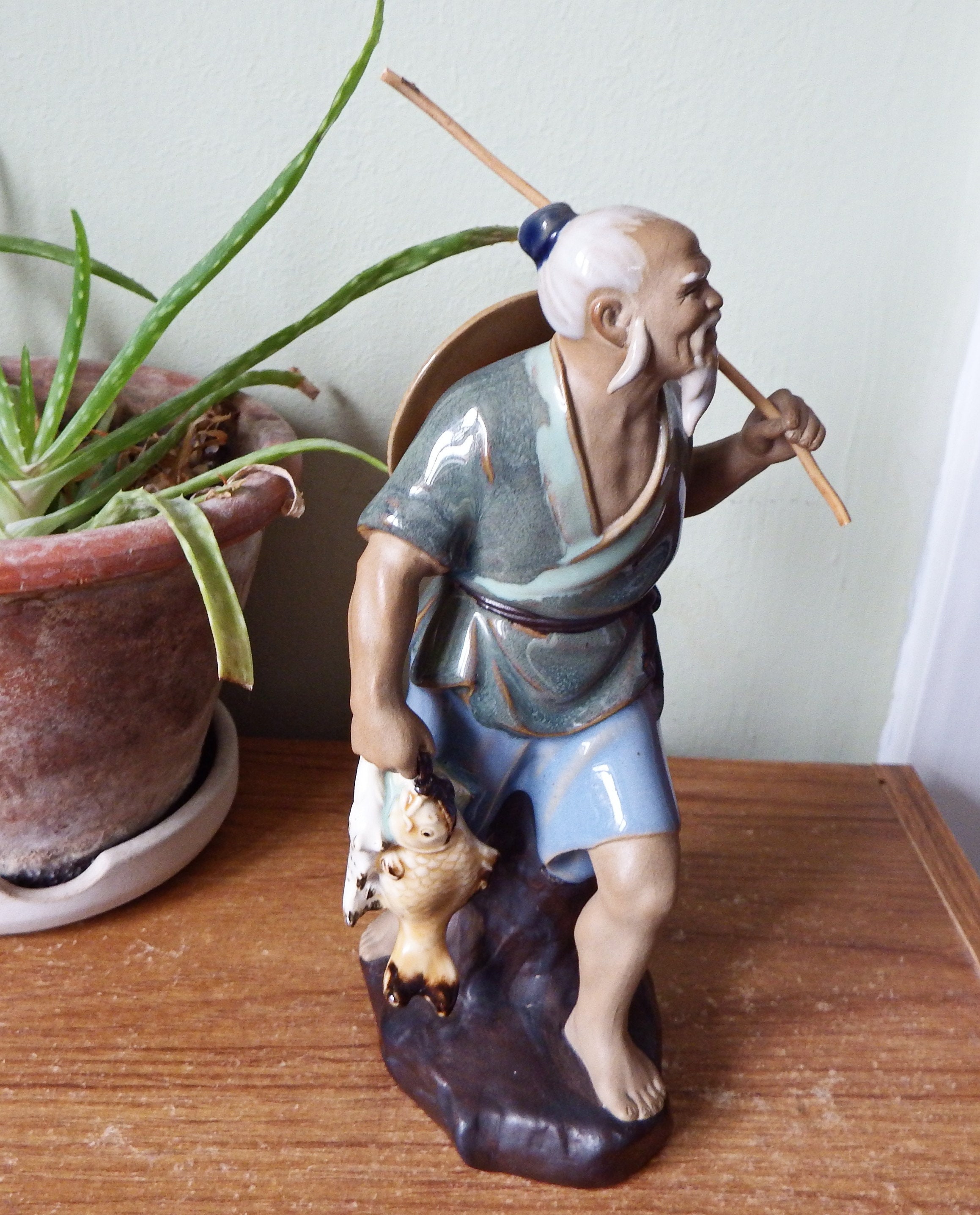 Livelyfish Aquaium Mini Fisheman Statue Asian Zen