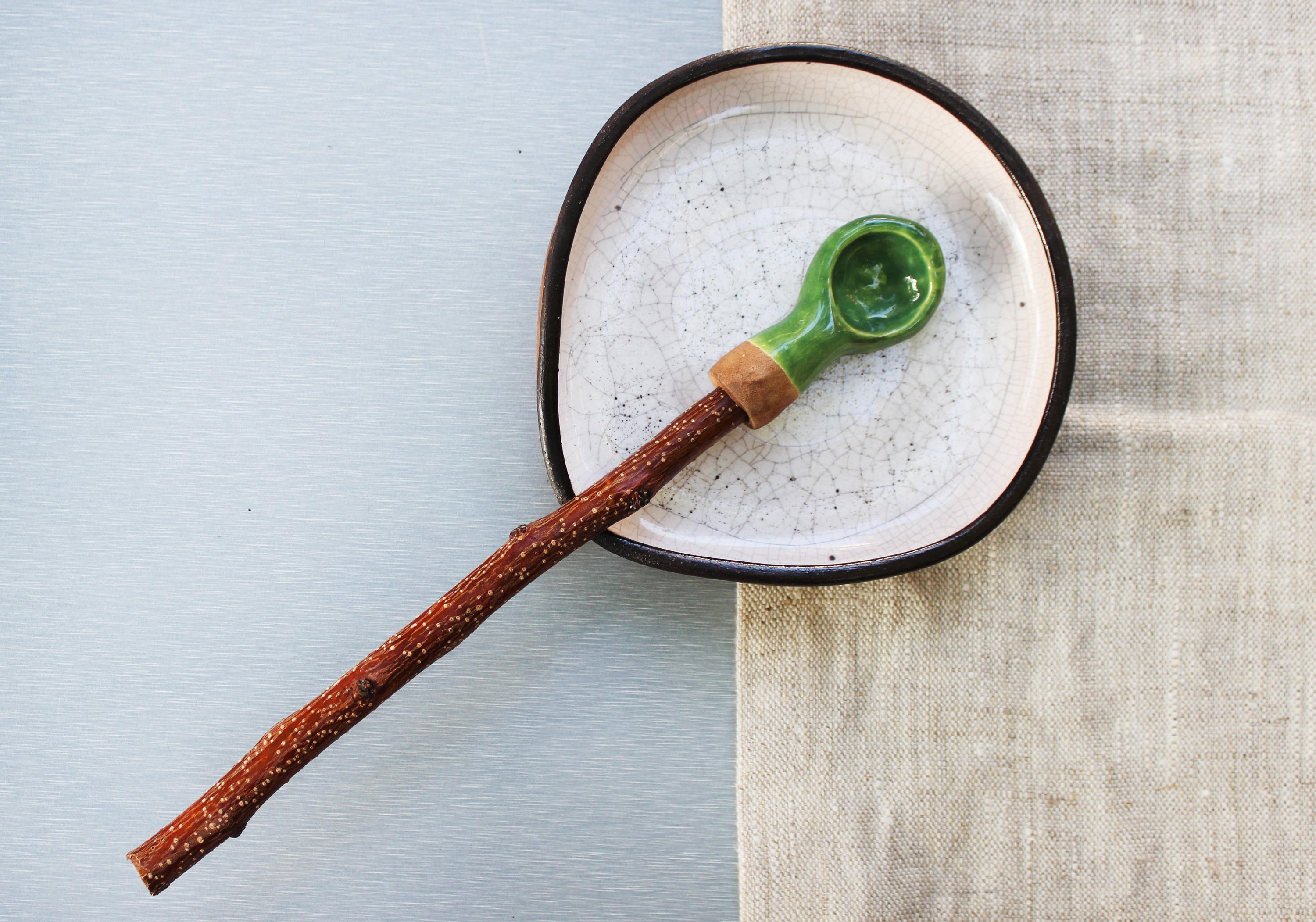 Porte-Cuillère en Poterie Blanche et Noire, Crépitement Cuillère Rustique Repose Petit Plat Céramiqu