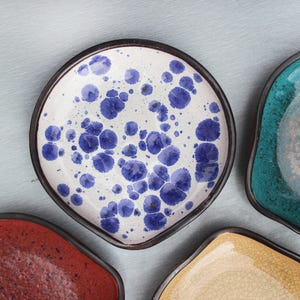 Blue Flowers Spoon Rest, Unique Ceramic Spoon Holder, White Pottery Kitchen Clay Spoon Dish, Jewelry Ring Dish