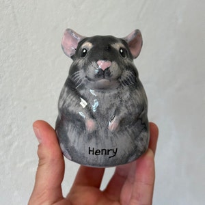 Custom Pet Urn for Ashes | Personalized Pottery Container with Lid | Rabbit Hamster Otter Chinchilla Parrot Turtle Portrait | Pet Loss Gift