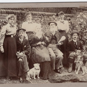 1880s Family with Bulldog and Rough Collie Dog Cabinet Card Photo -  Antique Vintage Victorian Edwardian England