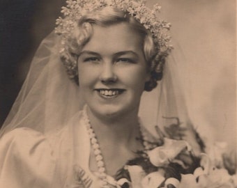 Original 1940s Bride Wedding Portrait Real Photo Postcard - Antique RPPC Vintage Victorian Edwardian Dress